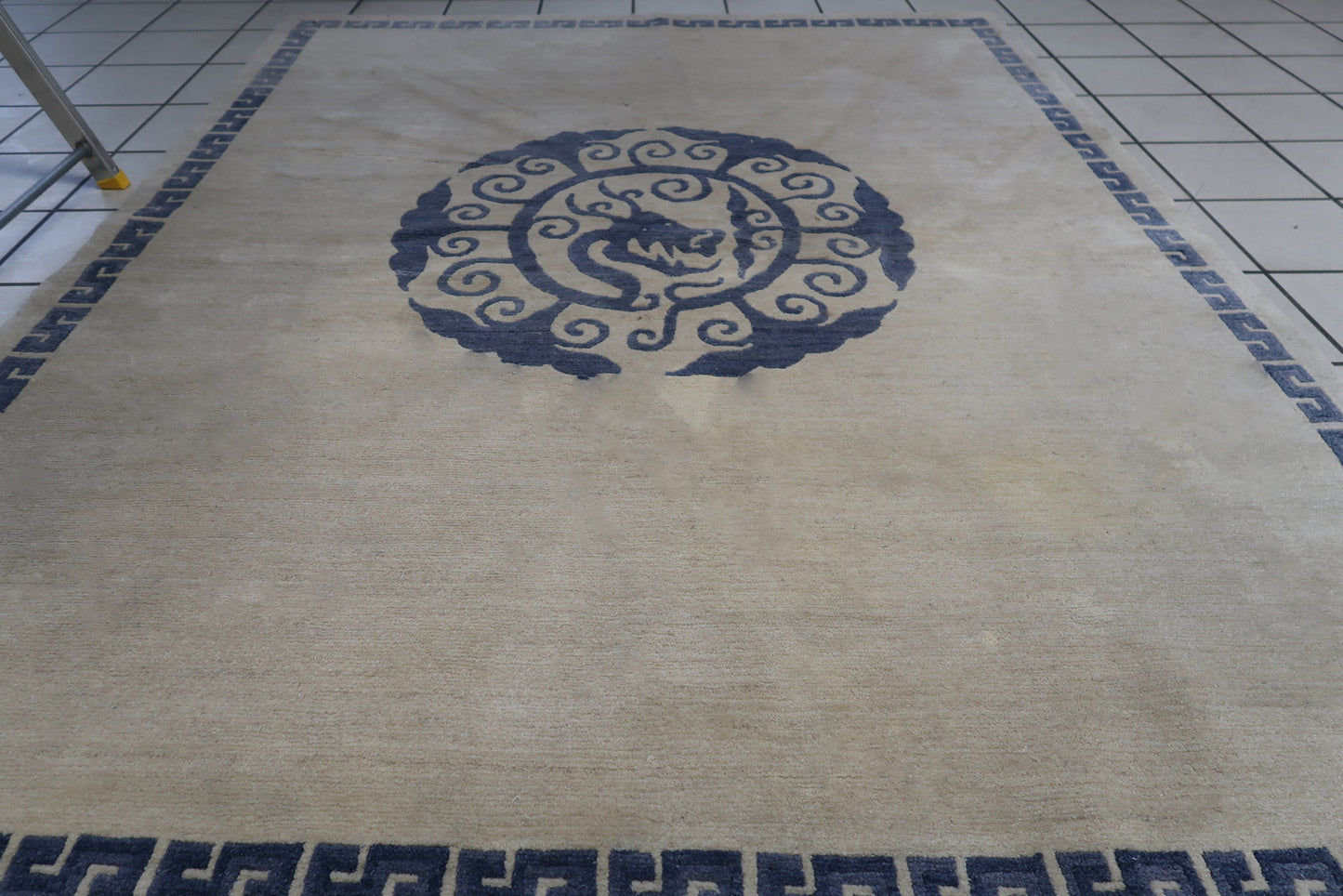 Detailed view of the thick and heavy pile of the handmade vintage Tibetan Khaden rug