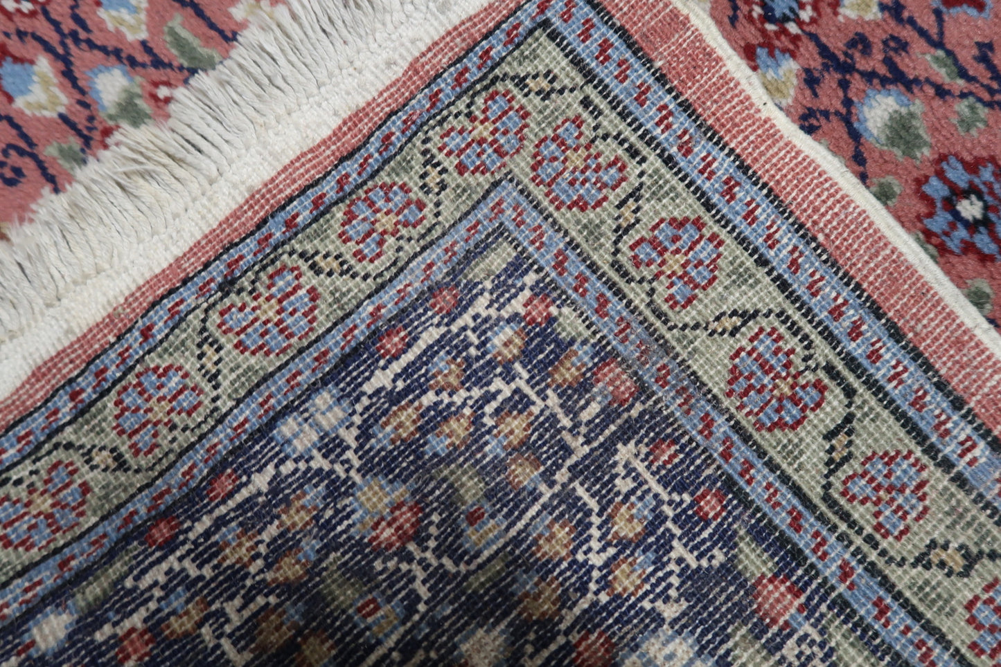 Unveiling the Back Side of Indian Agra Rug