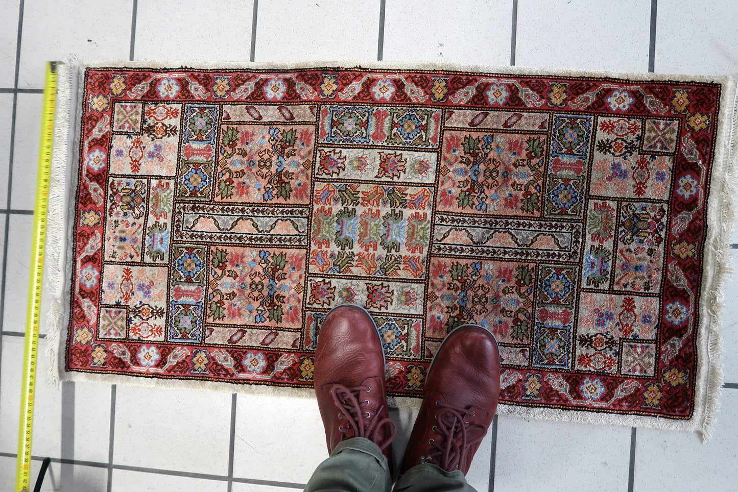 Front view of the handmade Tunisian silk rug enhancing the elegance of a living room