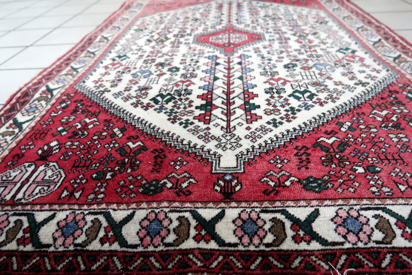 Tapis Malayer persan vintage fait main 98 cm x 150 cm (3,2' x 4,9'), années 1970 - 1C1120