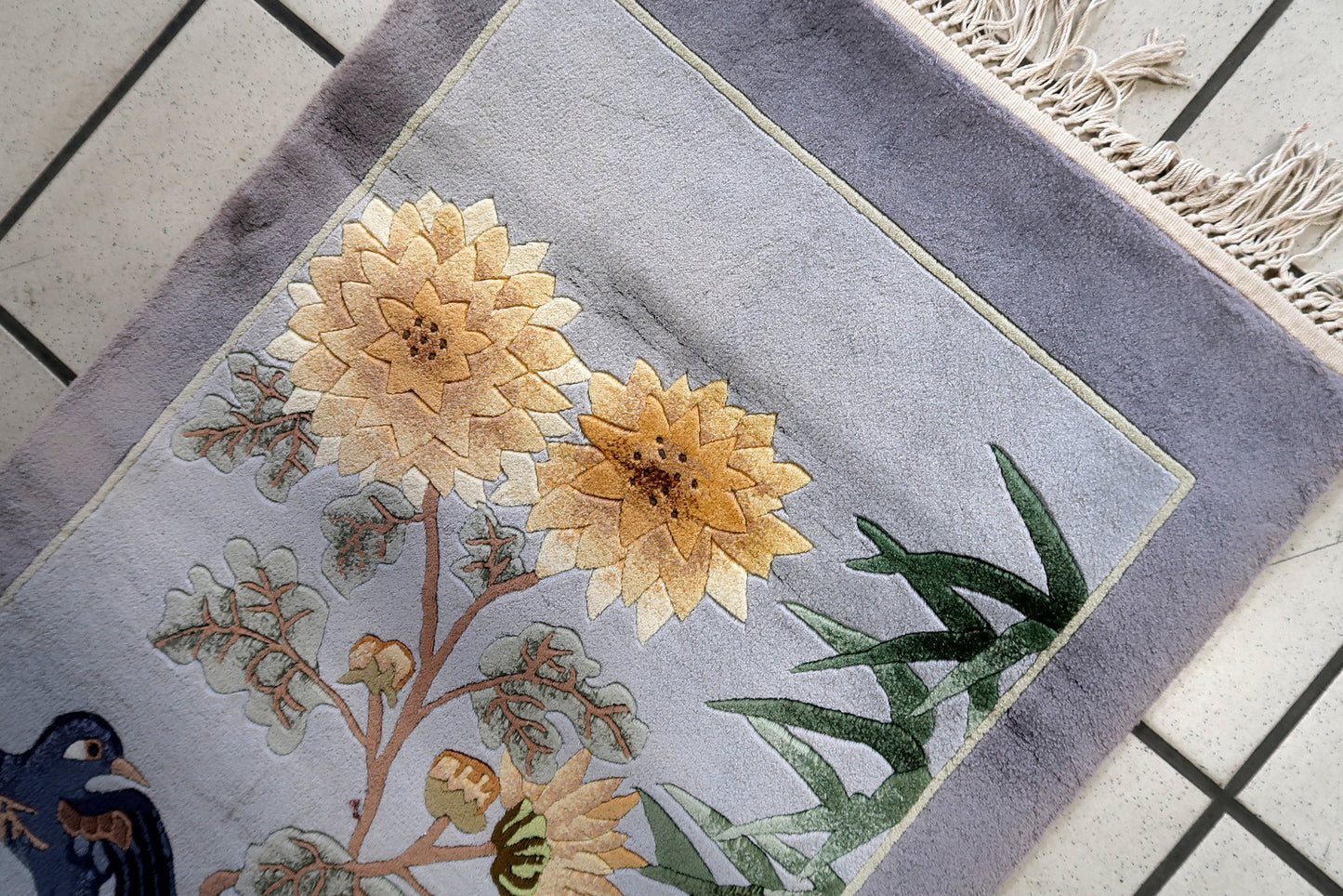 Close-up Detail of Light Purple Background on Vintage Chinese Art Deco Silk Rug - 1970s