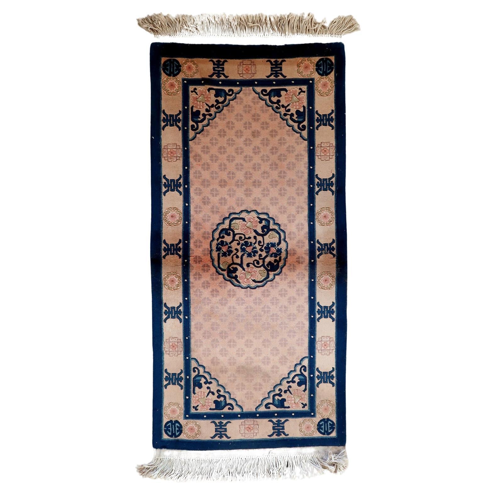 Beau tapis chinois ancien Ningxia En vente sur