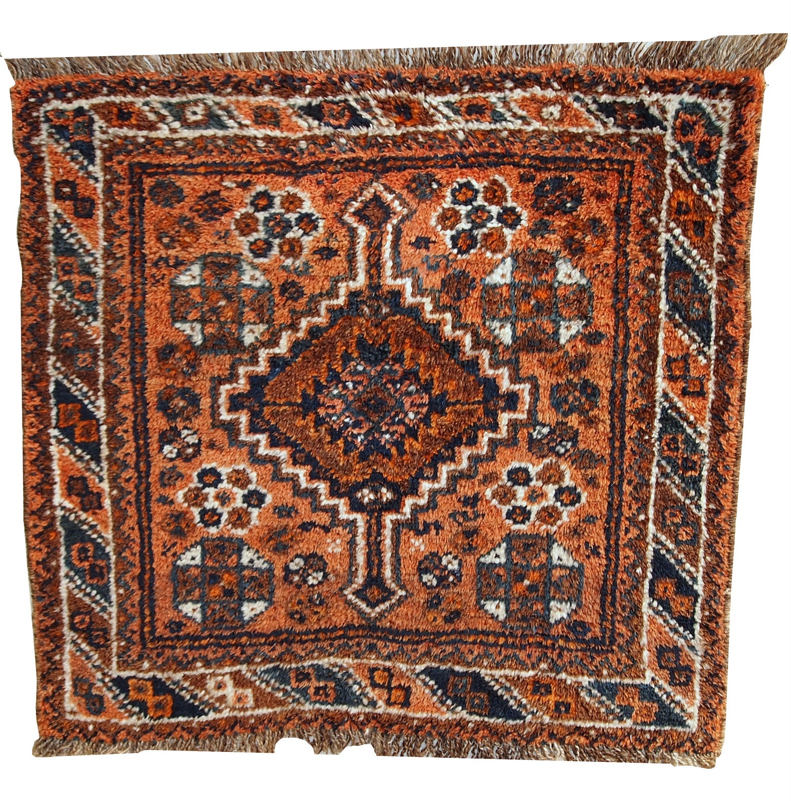 One Royal Art antique and vintage handmade rug shop