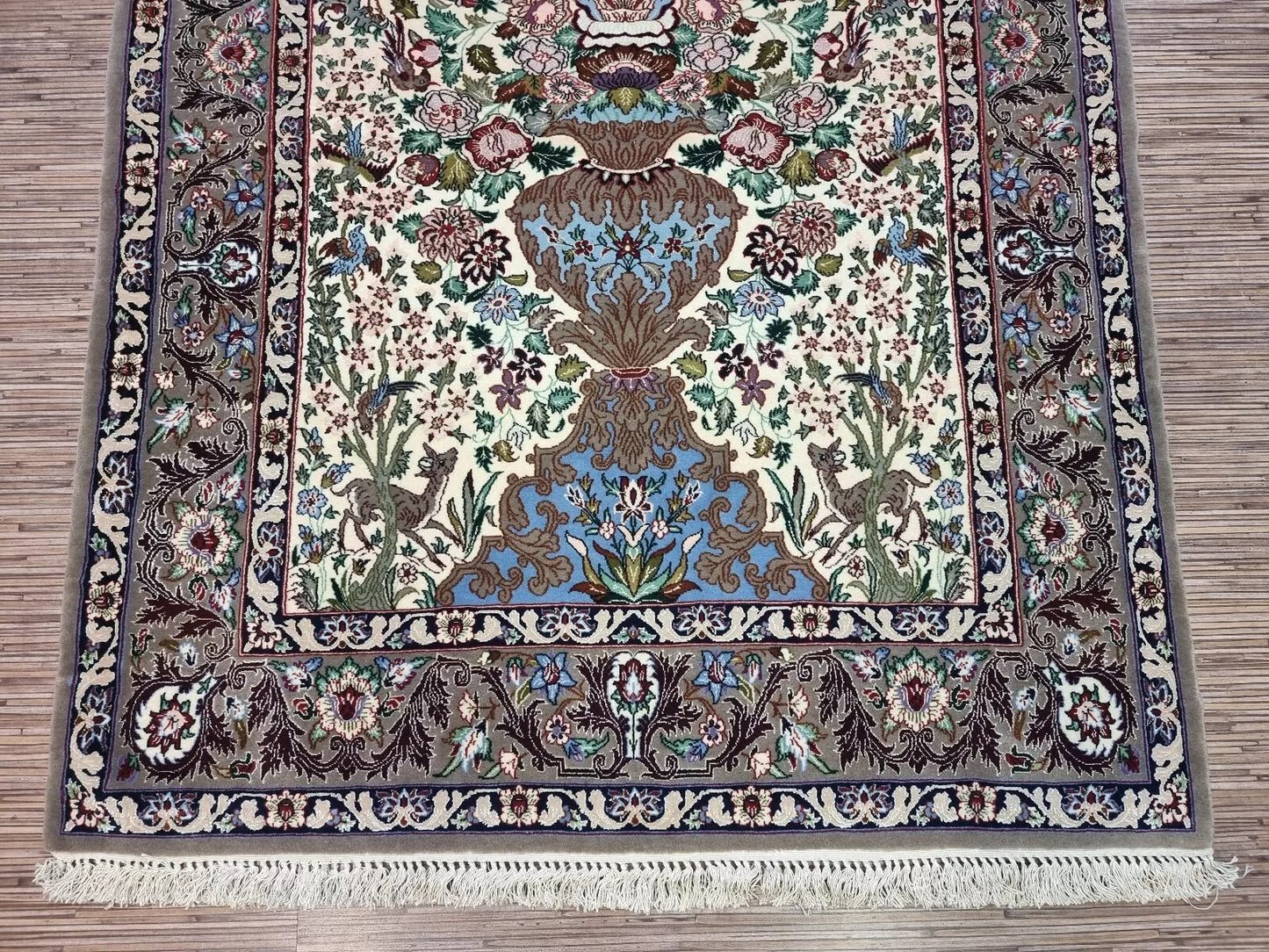 High-knot density Persian Isfahan rug with exceptional craftsmanship