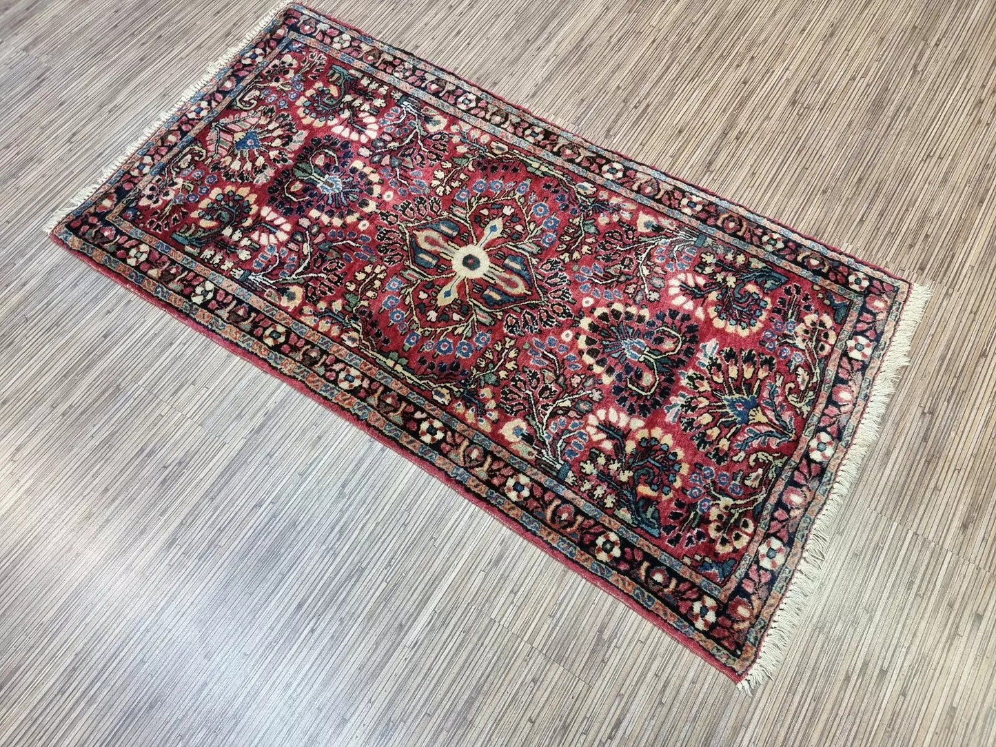 Detailed floral motifs rug