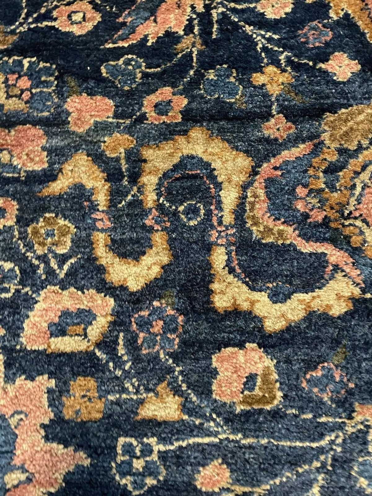 Nomadic Persian Lilihan Wool Rug with Vibrant Colors