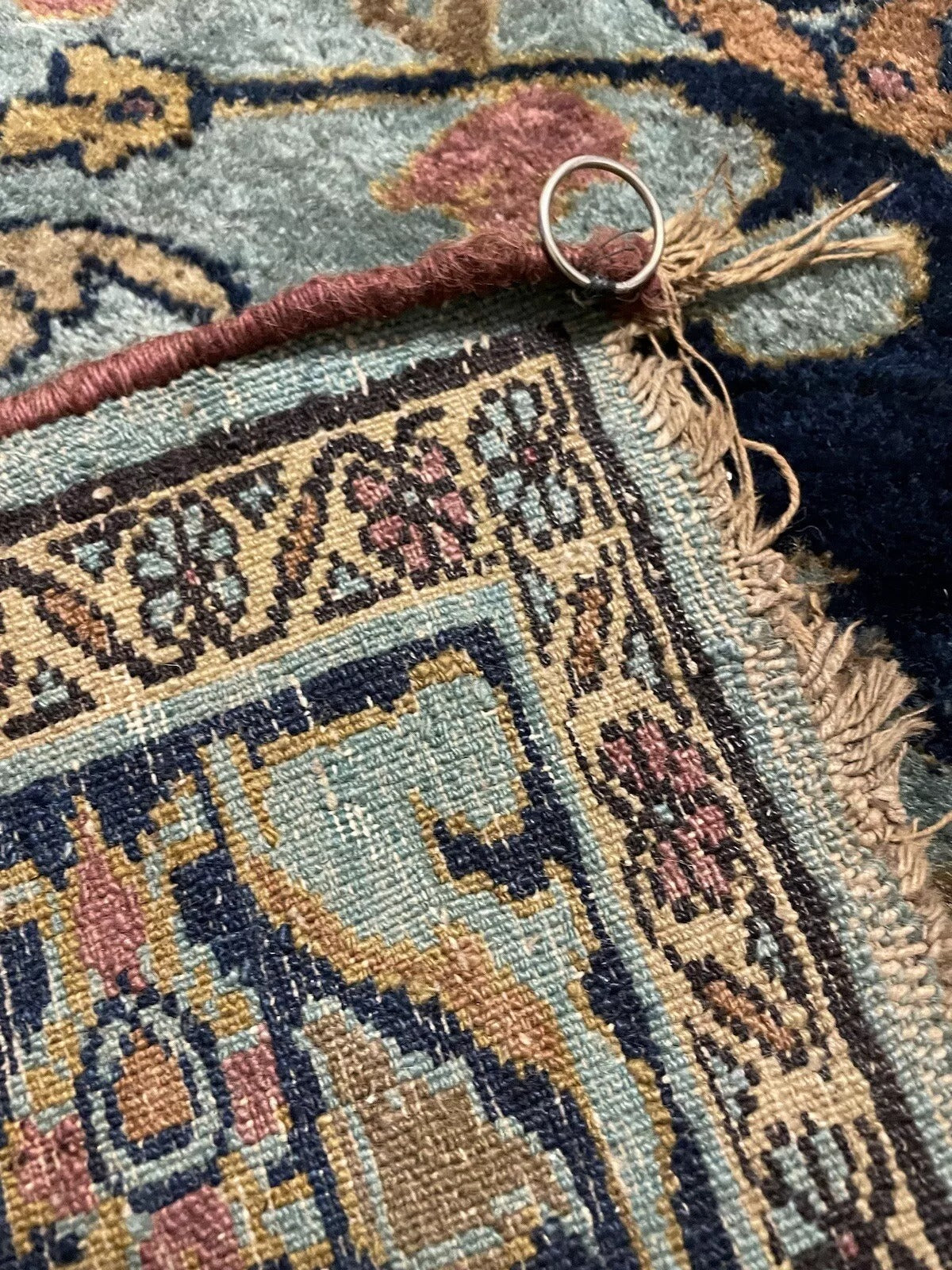 Persian Lilihan Floral Rug with Medallion Centerpiece