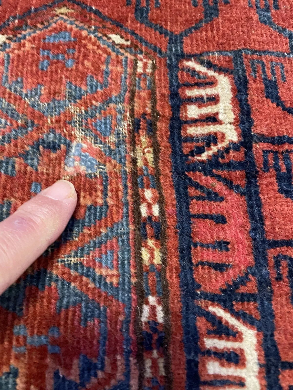 Antique wool Engsi rug from Turkmenistan — vintage decor