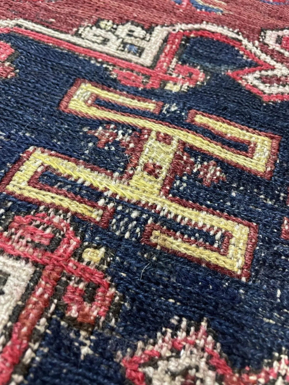 Soft tonal gradations under natural vintage fibers