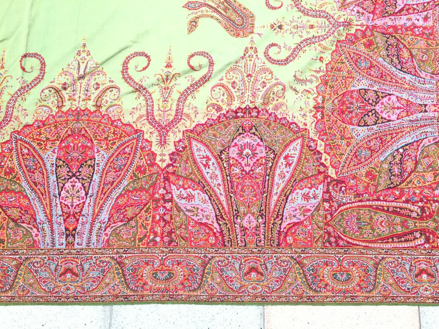 Close-up Detail of Wool Kashmir Material Ensuring Quality and Comfort on Antique Shawl - 1870s