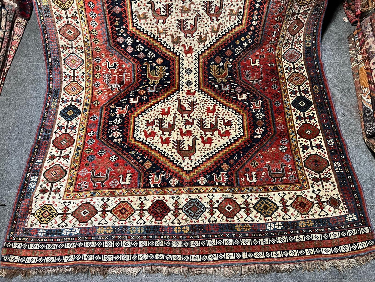 Chakarlu-style border detail with star-like repeats