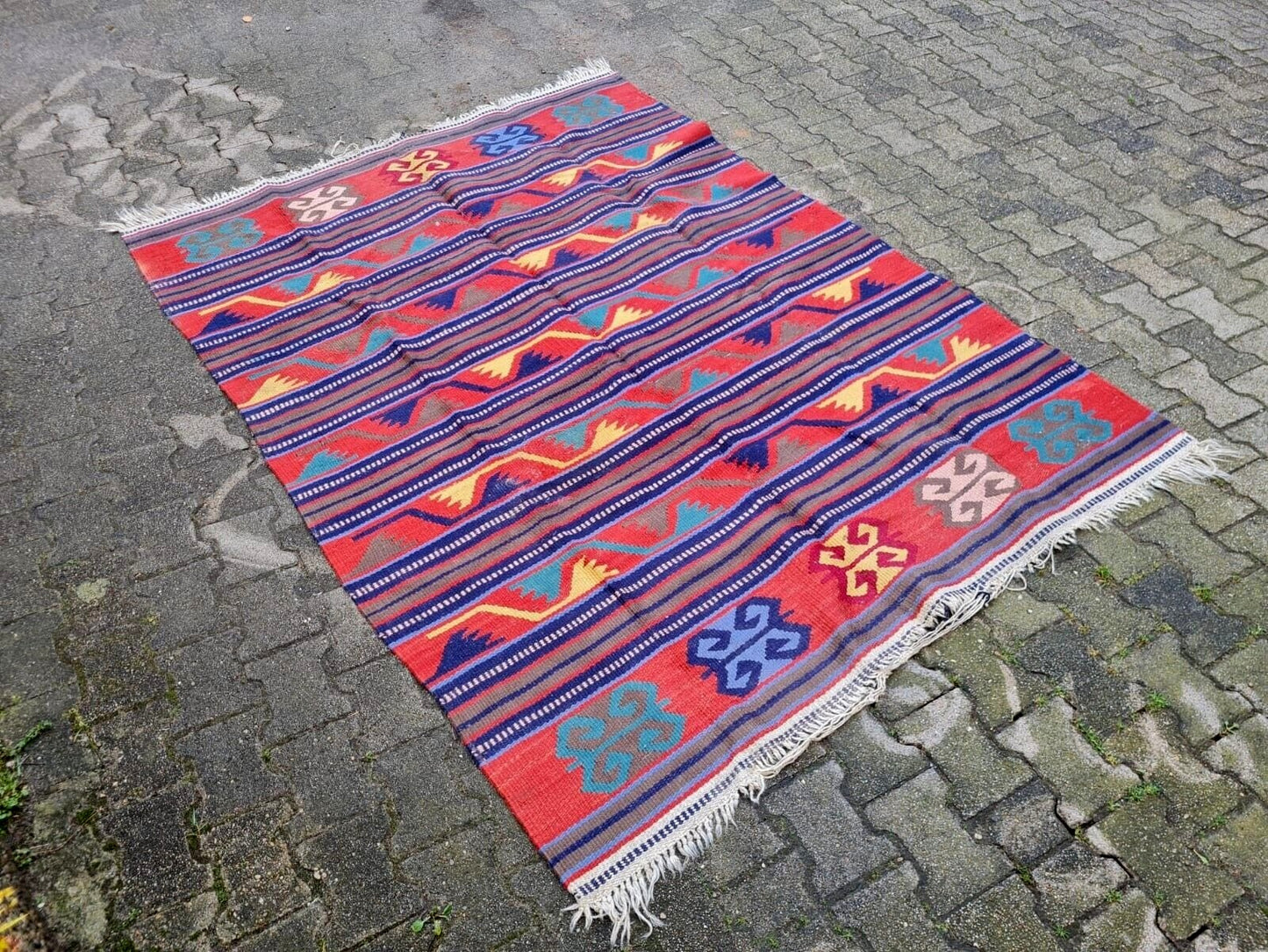 Handmade wool kilim from Konya, Turkey