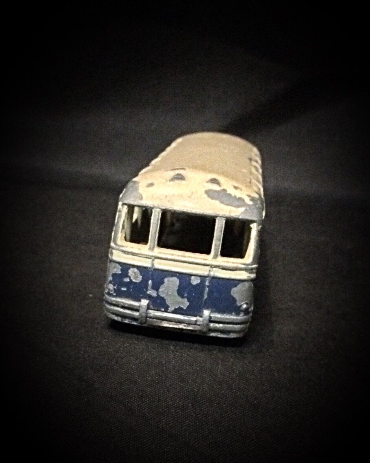 Collectible Dinky Toys Autocar Chausson Méccano Bus – Classic Metal Model
