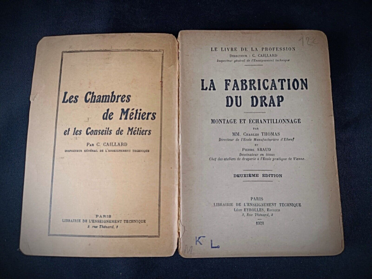 Vintage French textile history book on wool fabrication techniques