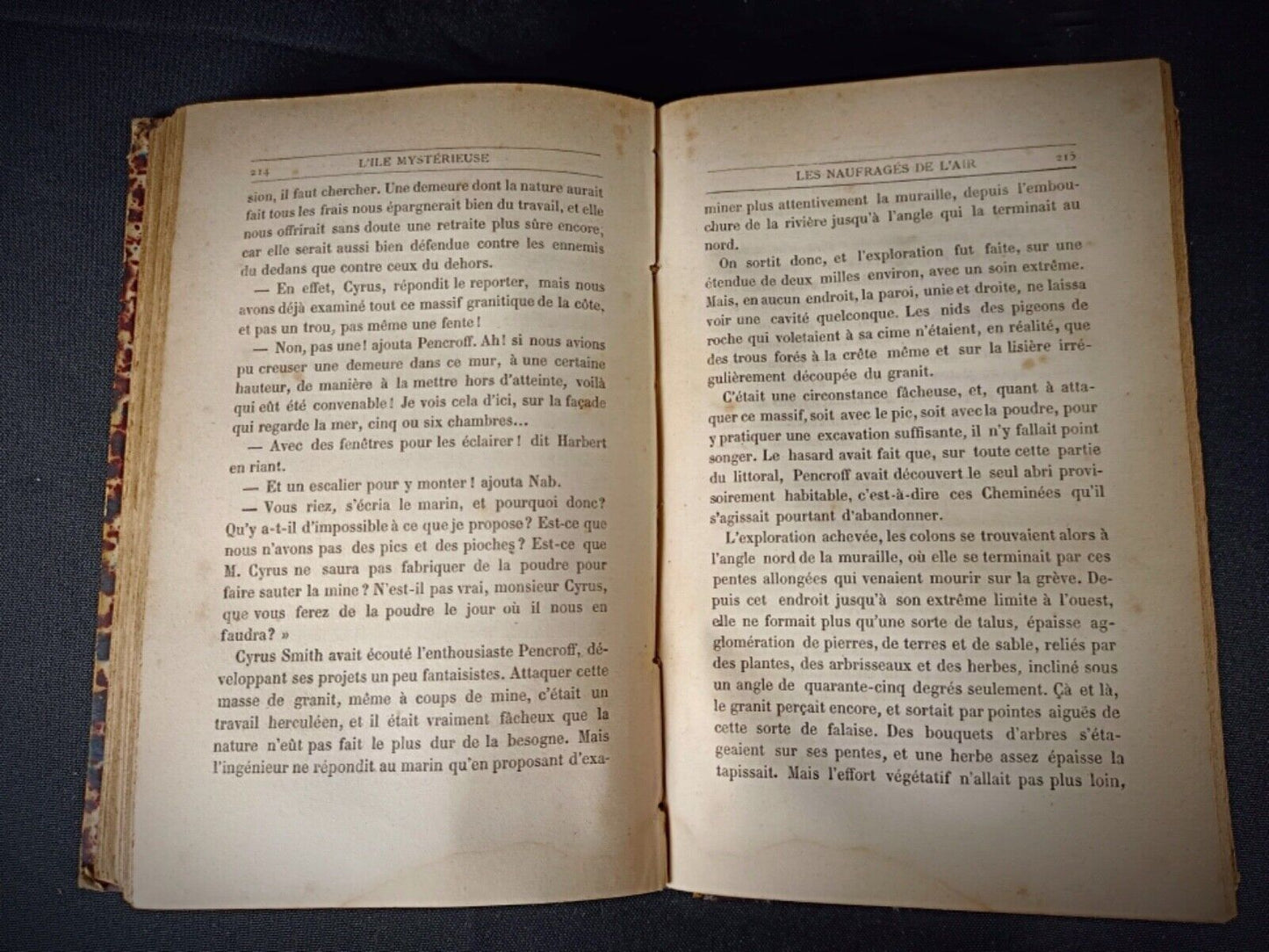 Antique French military history book from the early 20th century