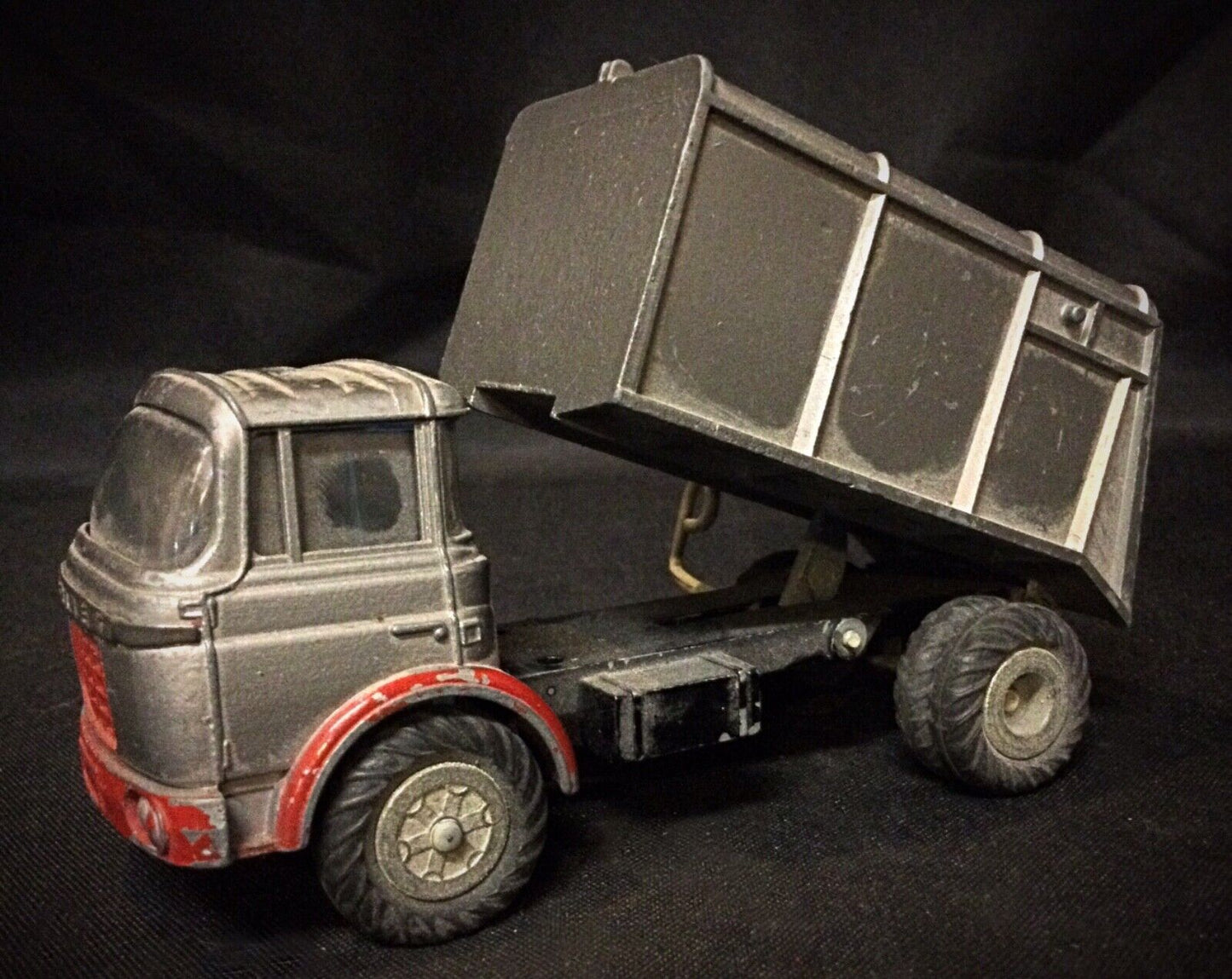 Well-preserved paint on the JRD Berliet Relaxe collectible truck