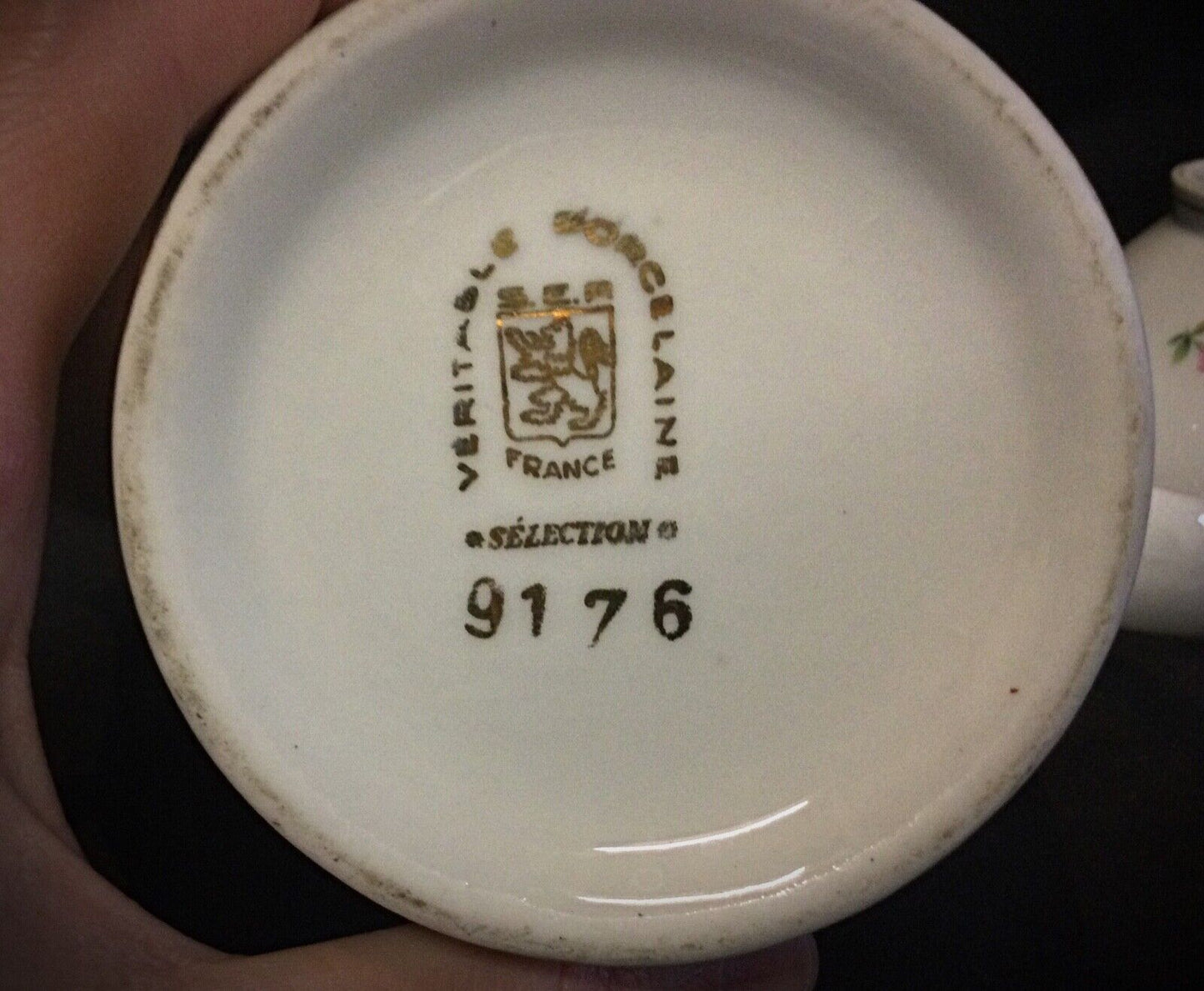 Top-down view of the S.E.R France porcelain coffee set arrangement