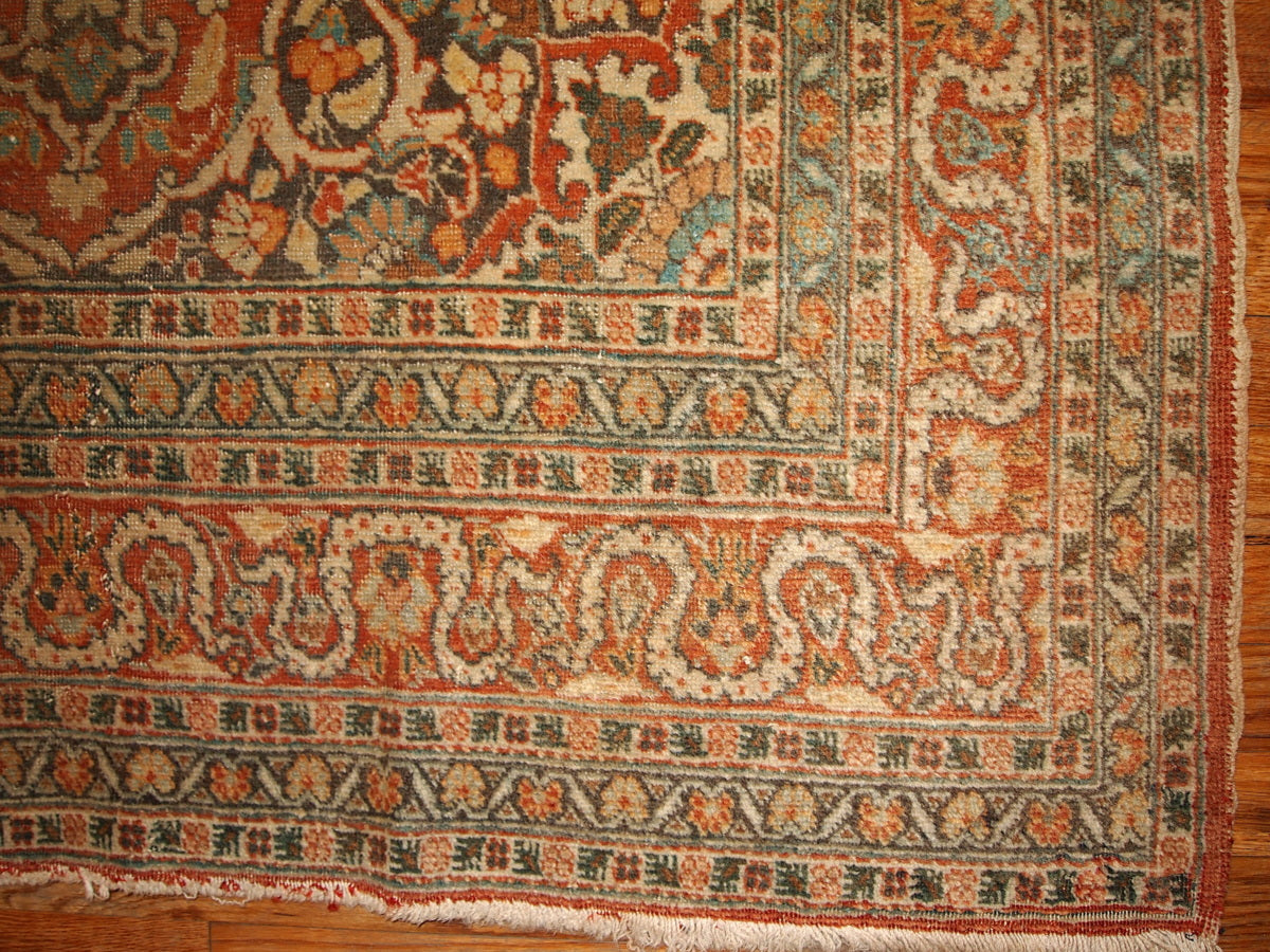 Handmade antique Persian Tabriz rug 4.2' x 5.9' (128cm x 179cm) 1920s - 1B154
