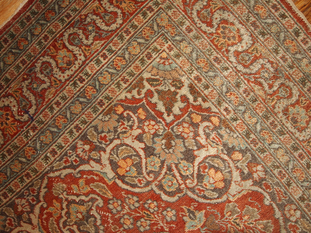 Handmade antique Persian Tabriz rug 4.2' x 5.9' (128cm x 179cm) 1920s - 1B154