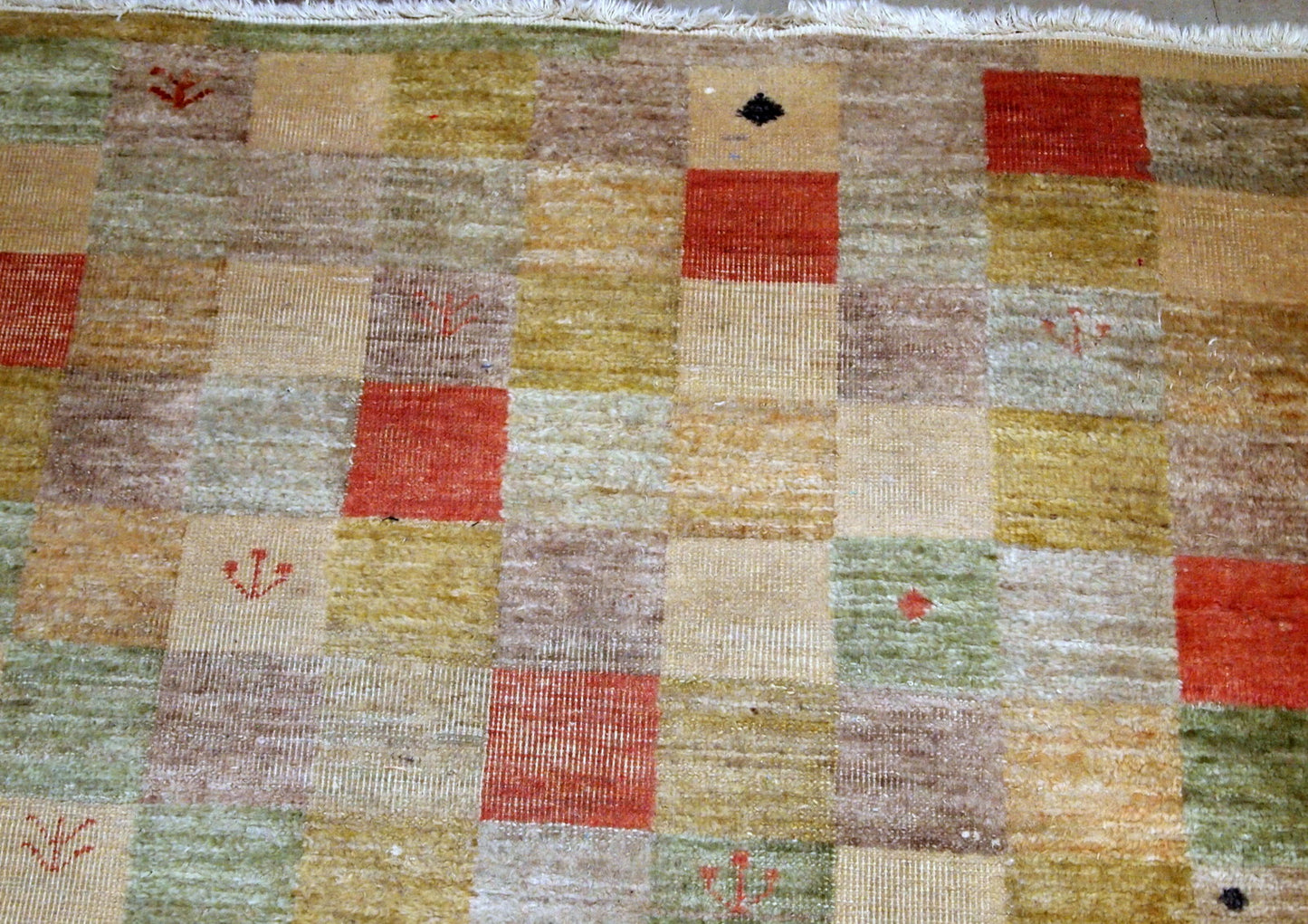 Handmade vintage Modern Chinese rug 1980s