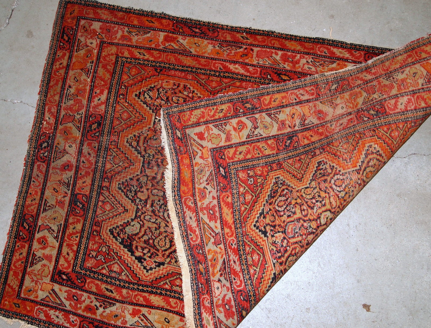 Handmade antique collectible Persian Mishan Malayer rug, 1880s