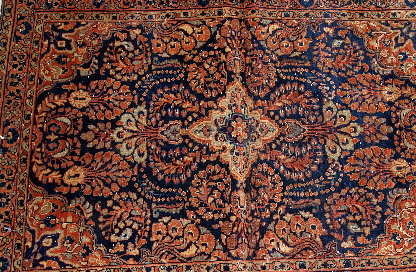 Handmade antique Persian Sarouk rug, 1920s