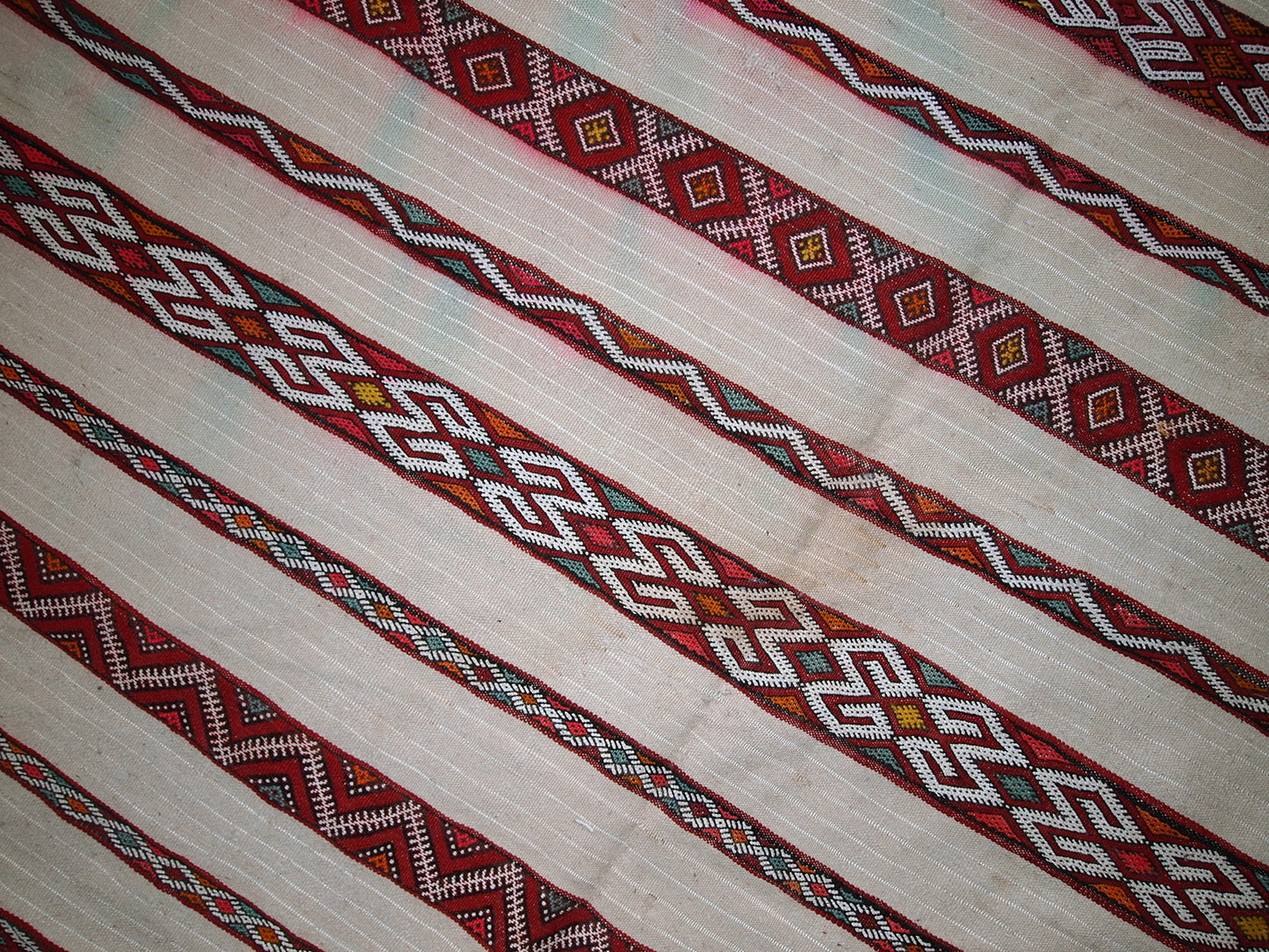 Handmade vintage Moroccan kilim 5.2' x 8.5' (159cm x 261cm) 1950s - 1C214