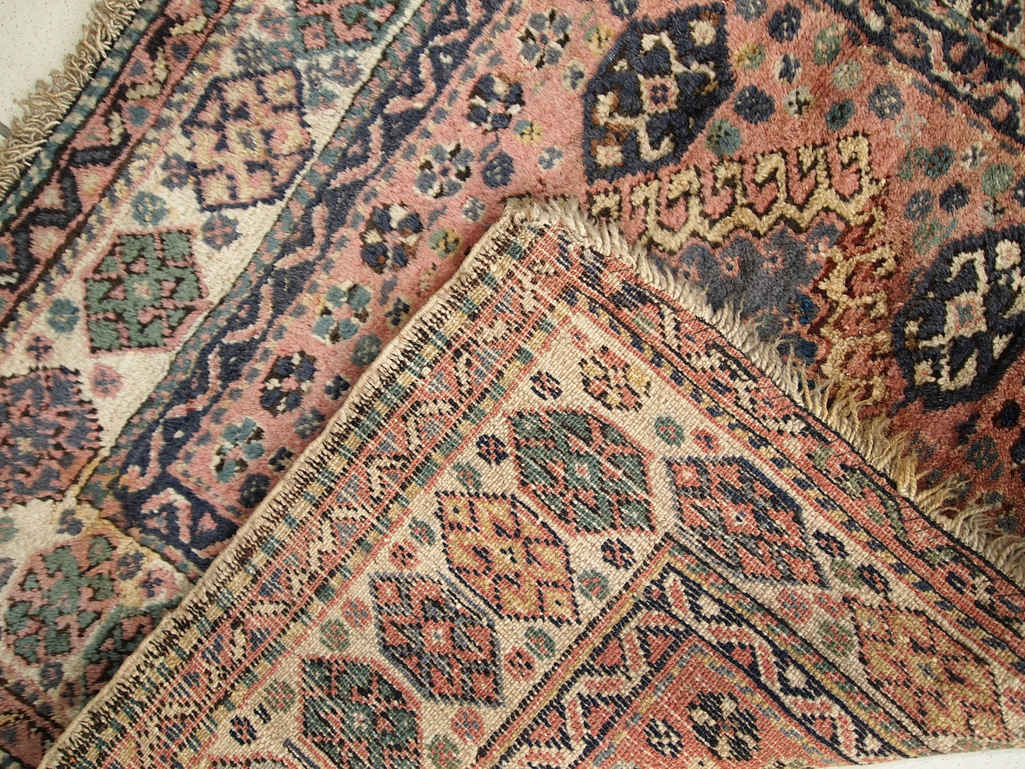 Handmade antique Persian Kurdish bag face 2.6' x 3.1' (79m x 95cm) 1930s - 1C287 - One Royal Art