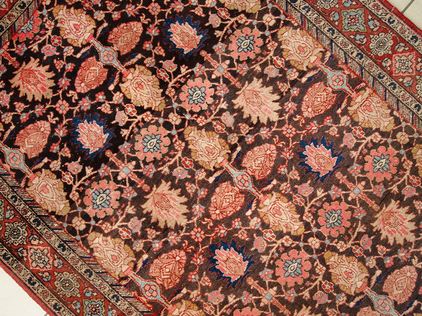 Handmade antique Persian Bidjar rug 4.4' x 6.6' (134cm x 202cm) 1930s - 1C289 - One Royal Art