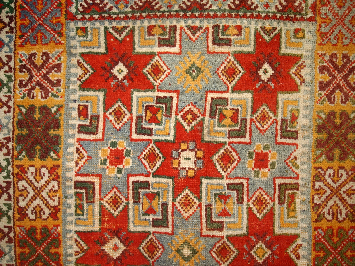 Handmade antique Moroccan Berber rug 3.2' x 5.5' (99cm x 168cm) 1900 - 1C292 - One Royal Art