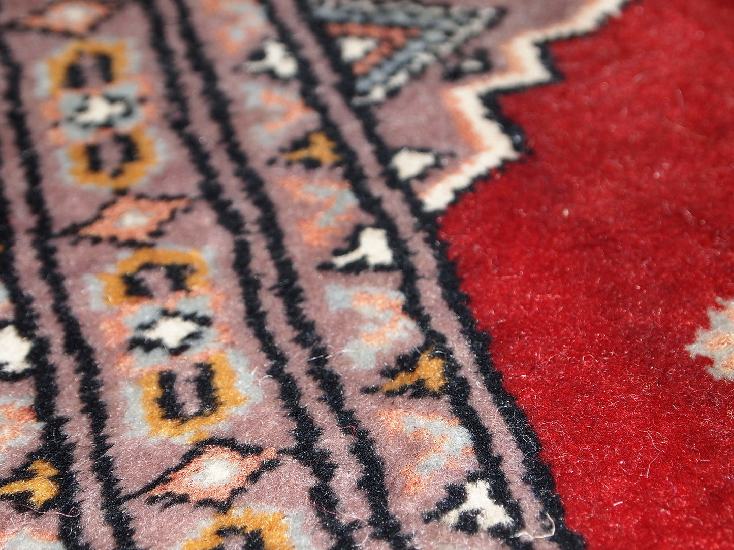 Handmade vintage Uzbek Bukhara rug 1.6' x 2.1' (50cm x 65cm) 1970s - 1C320 - One Royal Art