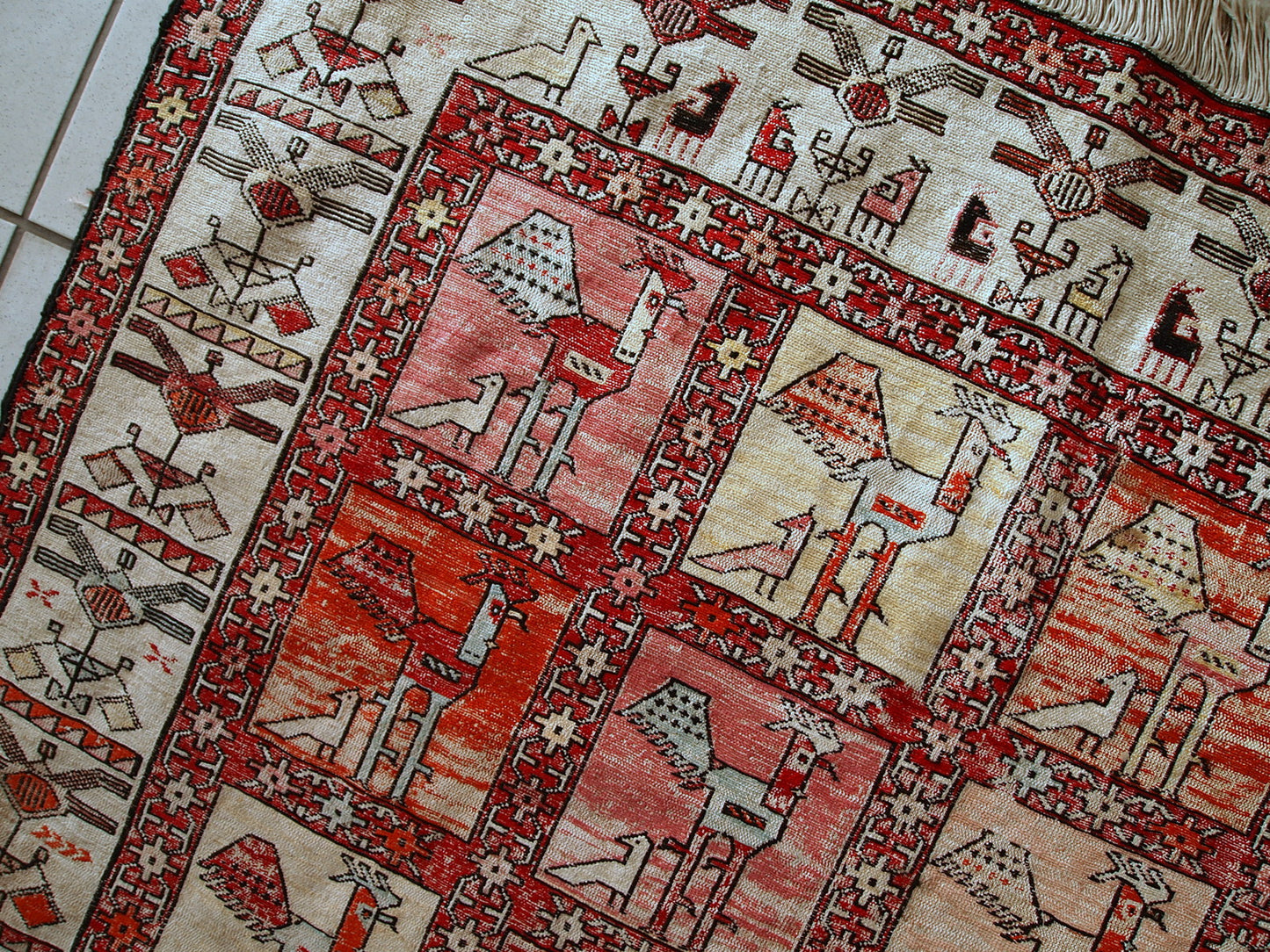 Handmade vintage Persian Sumak silk kilim 4.1' x 6' (125cm x 183cm) 1960s - 1C483