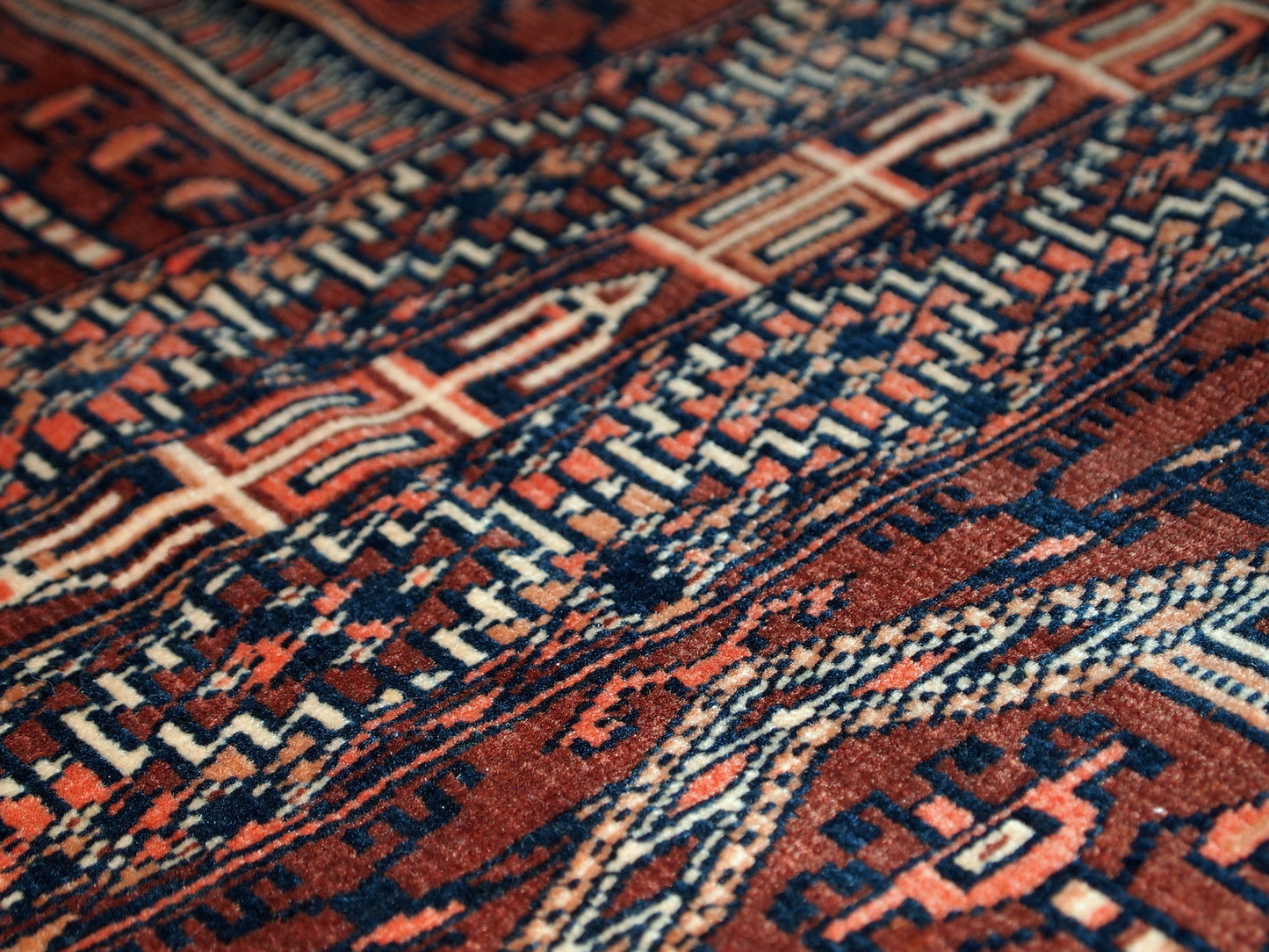 Handmade vintage prayer Turkmen Hachli rug, 1940s