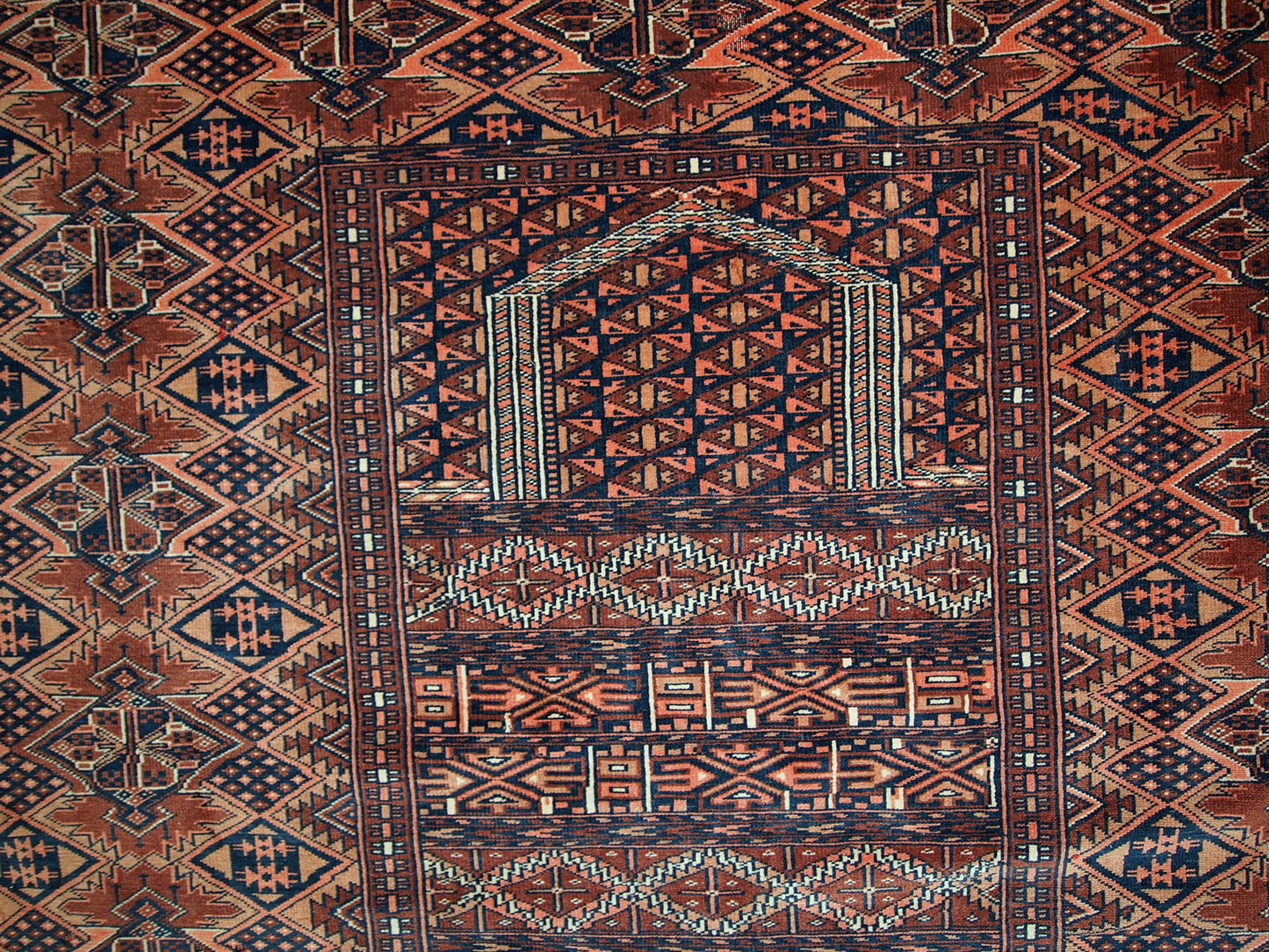 Handmade vintage prayer Turkmen Hachli rug 4.2' x 6' (128cm x 184cm) 1940s - 1C562