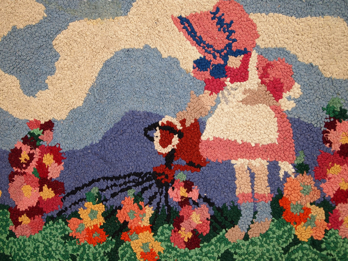 Handmade antique American Hooked rug, 1920s