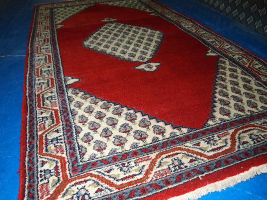 Handmade vintage Indian Seraband rug 1970s