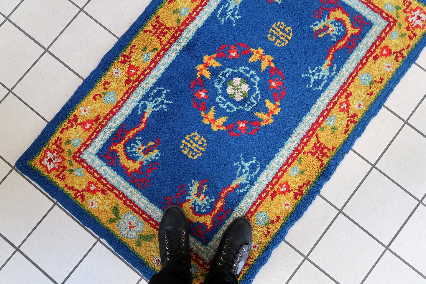 Vintage French Savonnerie rug 2.9' x 4.6' (90cm x 142cm) 1960s - 1C840