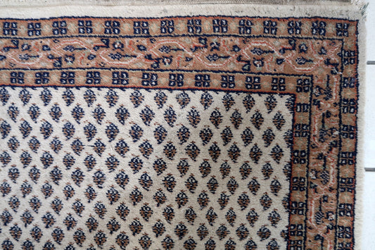 Handmade vintage Indian Seraband rug 1970s
