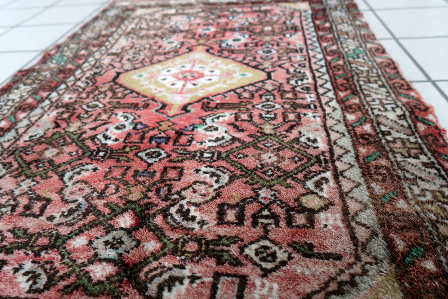 Handmade vintage Persian Hamadan rug 2.3' x 3.7' (73cm x 113cm) 1970s - 1C917