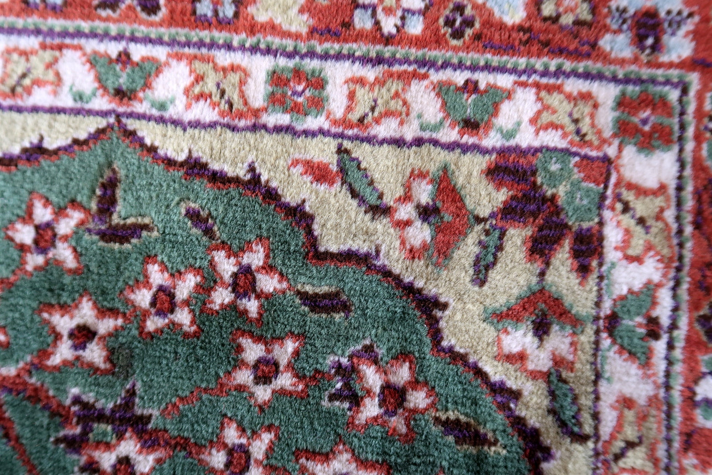 Vintage Indian rug with Qum garden design. This rug is from the end of 20th century in original good condition.