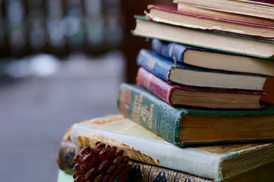 Transform Vintage Books into Stunning Home Decor