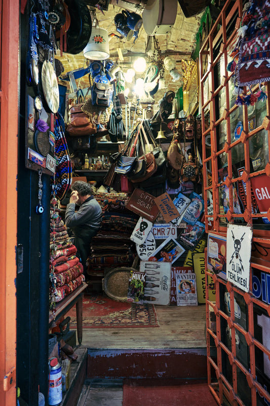 The Eco-Friendly Allure of Vintage Decor