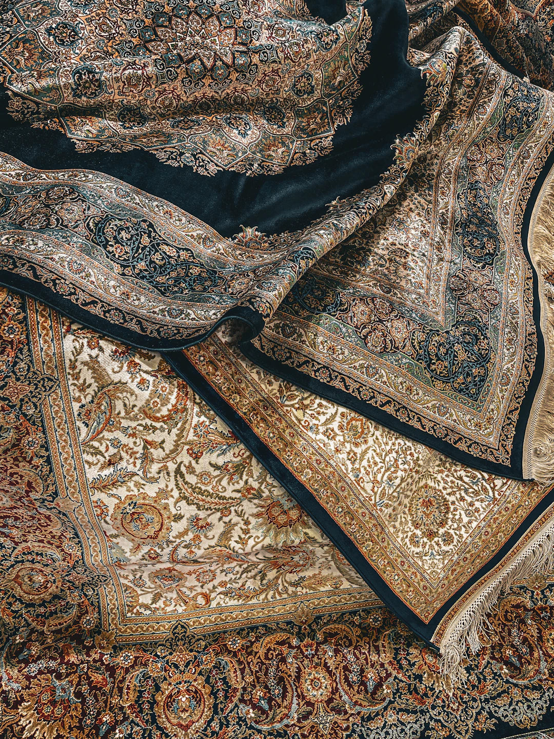Choosing the Perfect Handmade Rug for Your Space