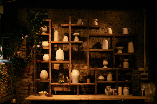 Discovering Unique Vintage Vases A Timeless Aesthetic