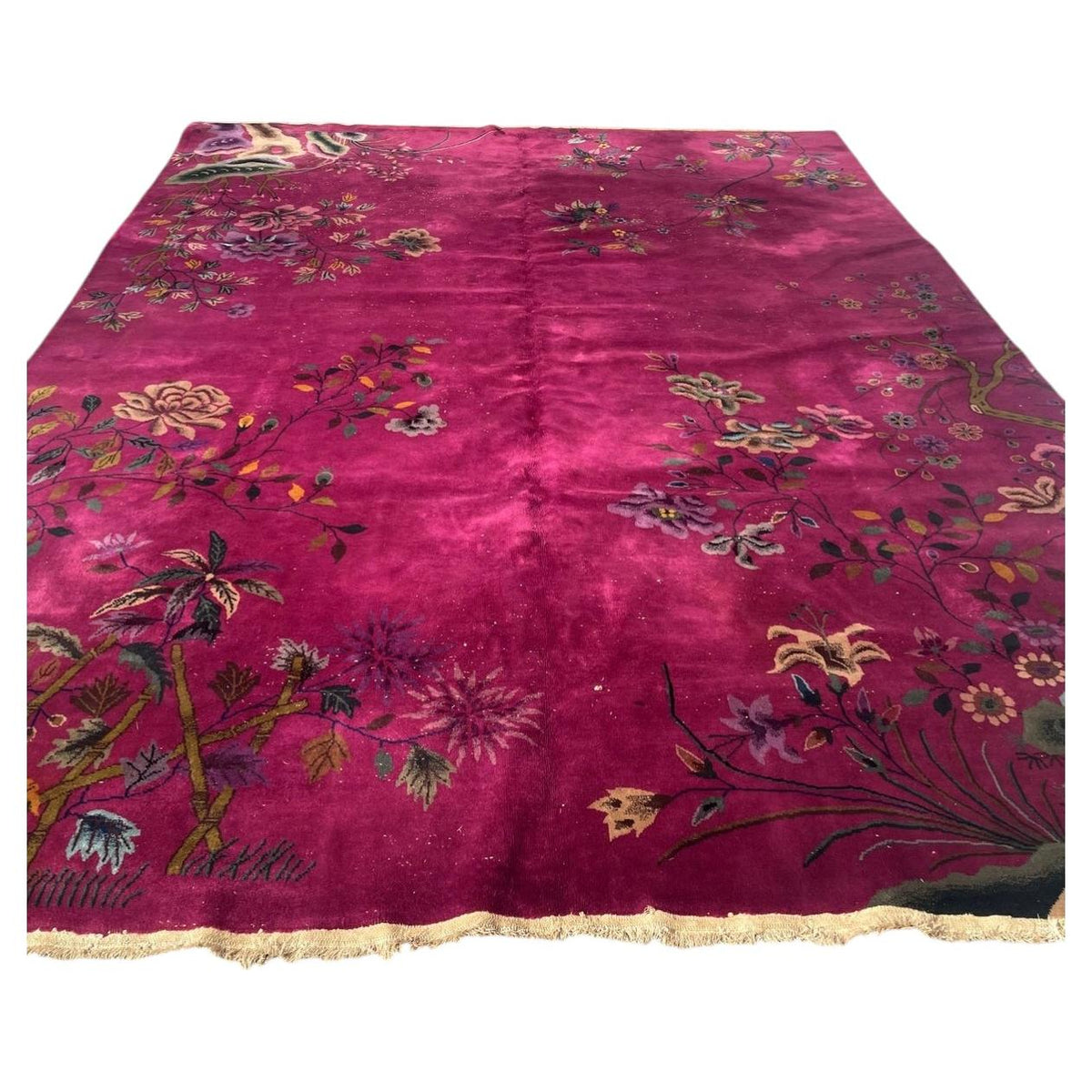Full large magenta Chinese Art Deco floral wool rug with open centre, 1B1009