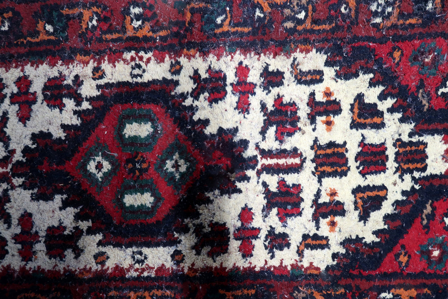 1970s Middle Eastern Wool Rug - Front View
