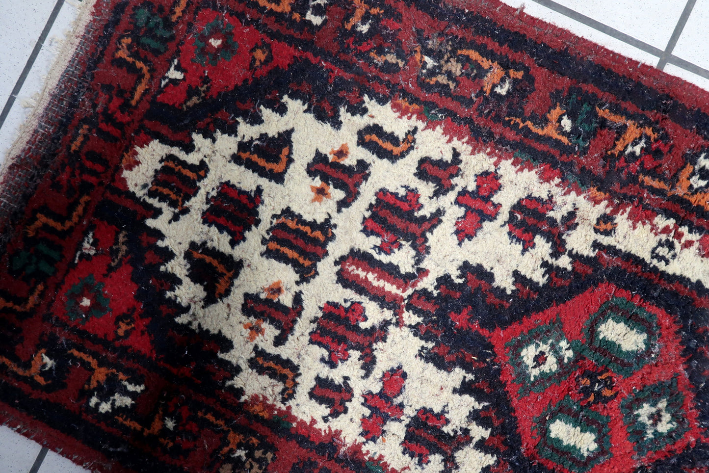 Detailed Pattern - Handmade Hamadan Wool Rug