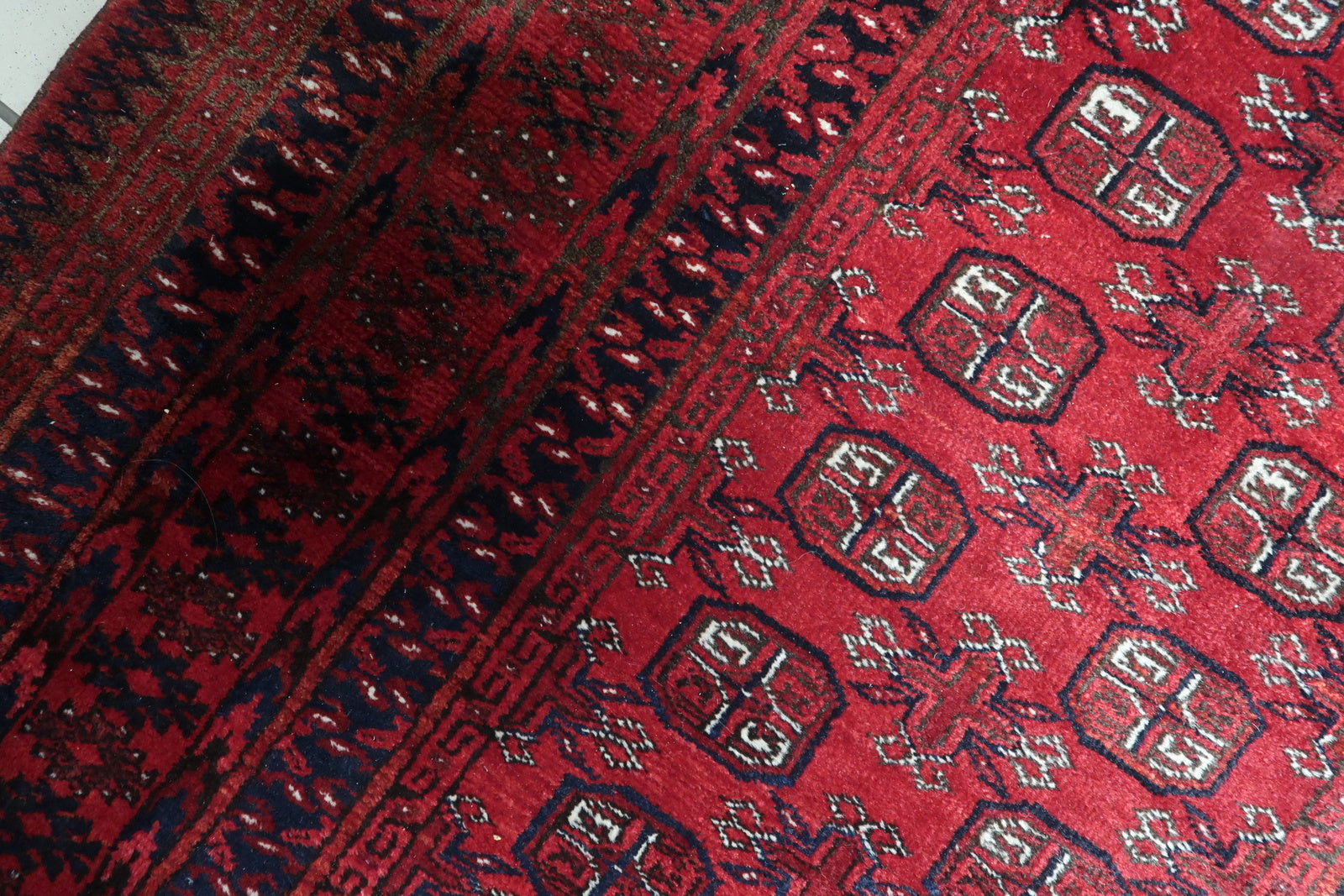 Close-Up of Vintage Ersari Wool Rug's Border