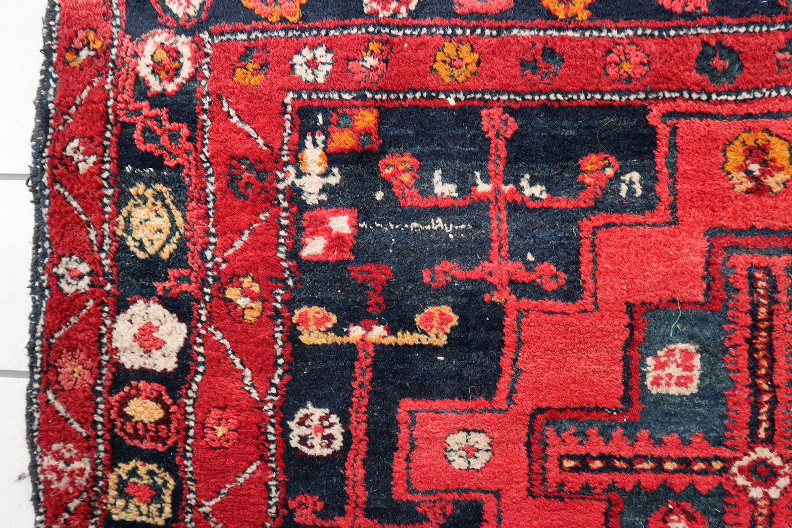Traditional Middle Eastern Carpet Craftsmanship