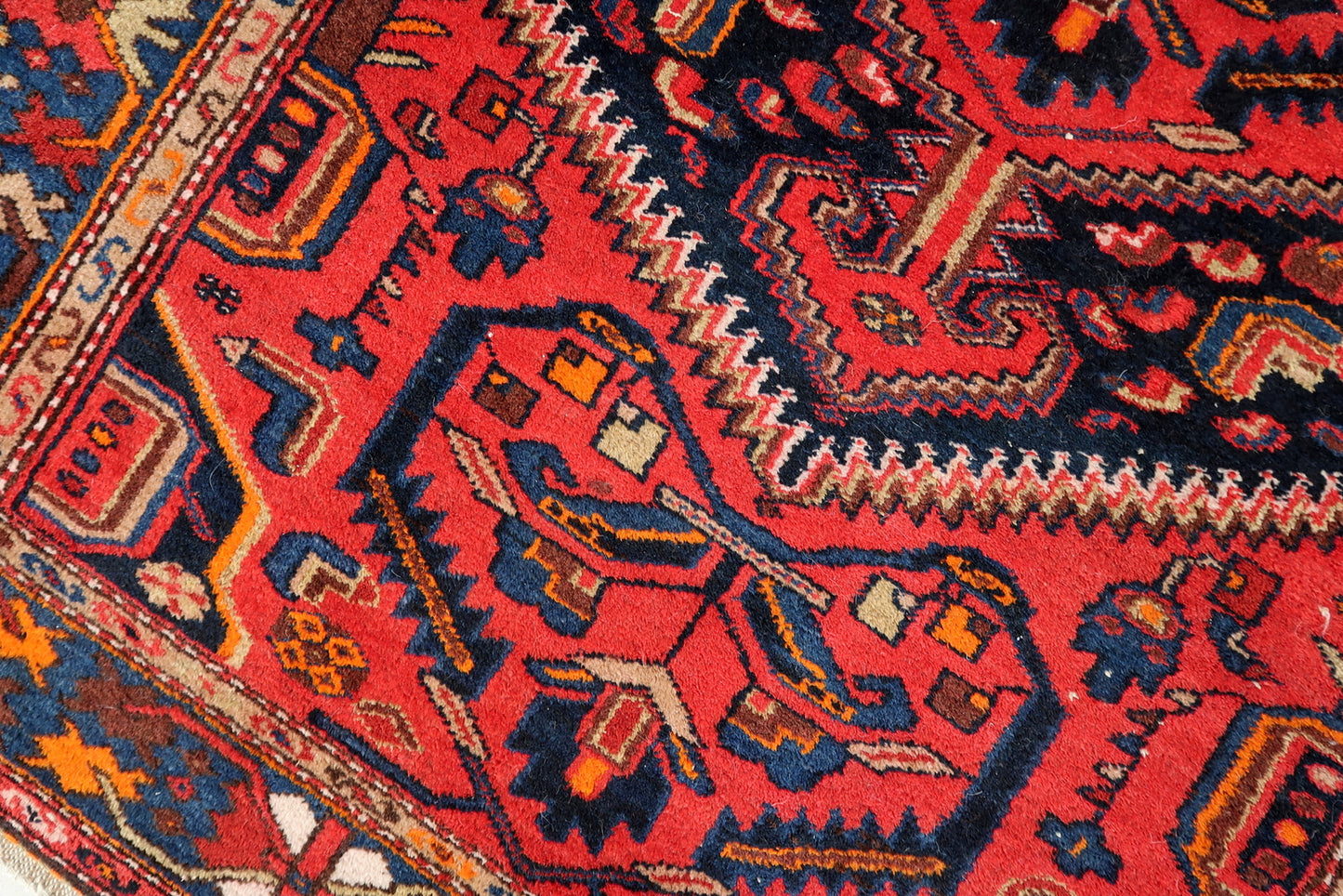 Fine Woolen Textiles in the Handmade Vintage Rug - Cultural Heritage